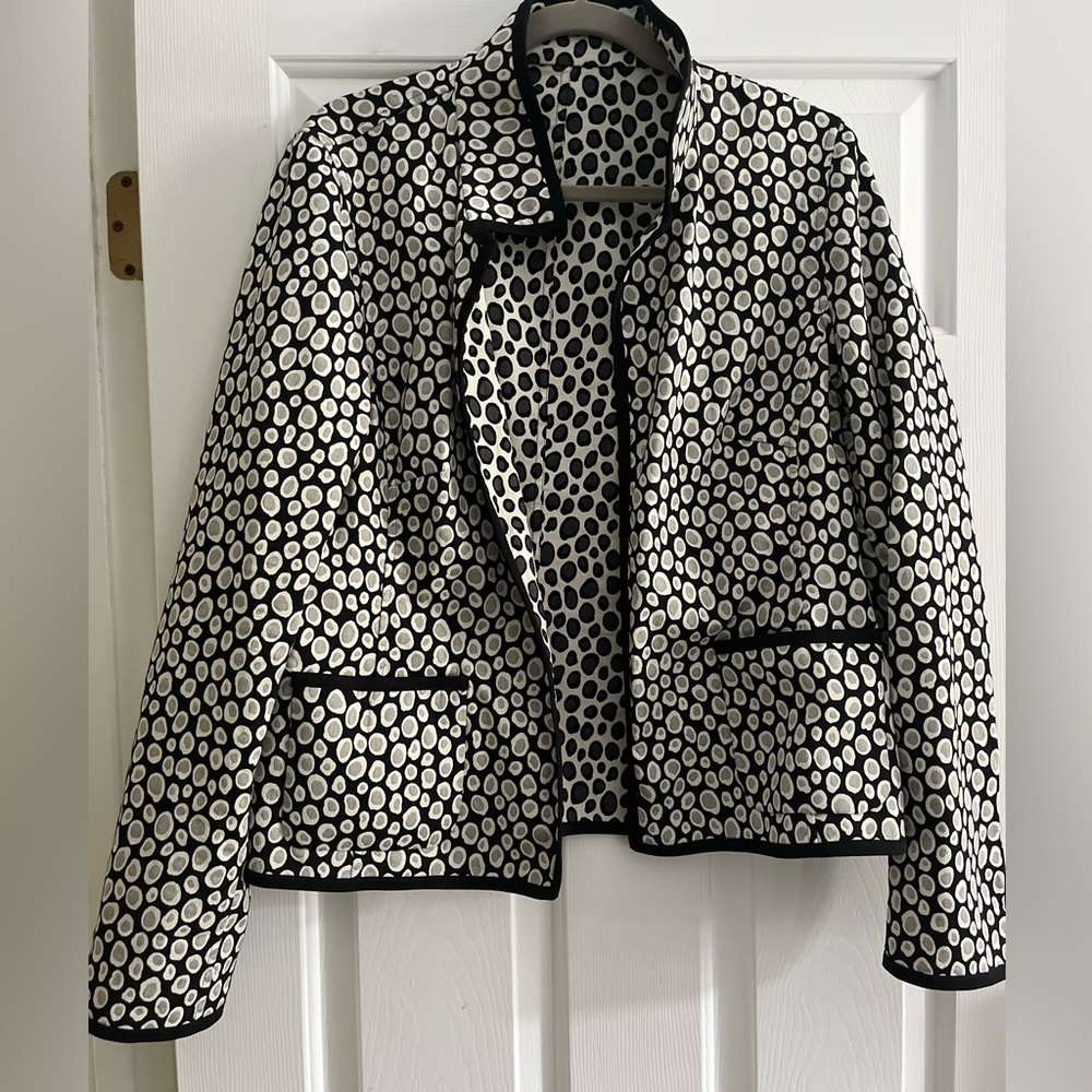 Polkadotted white and black jacket
